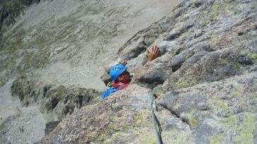 Shitting myself when trying to find holds on an overhanging section
